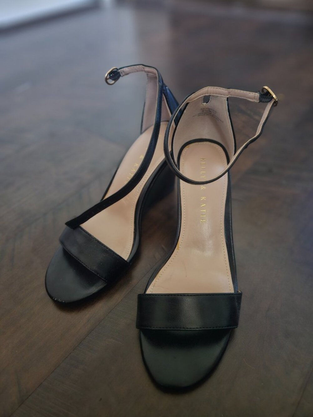 Shoes - Picture 2 of 3
